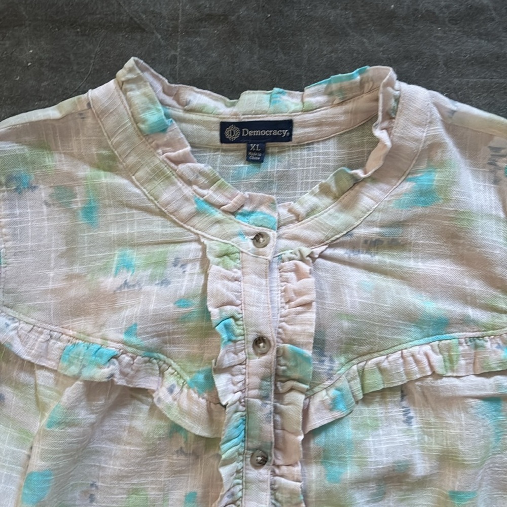 Democracy Elbow Sleeve button down ruffle trim yoke woven shirt/top XL - Picture 2 of 16